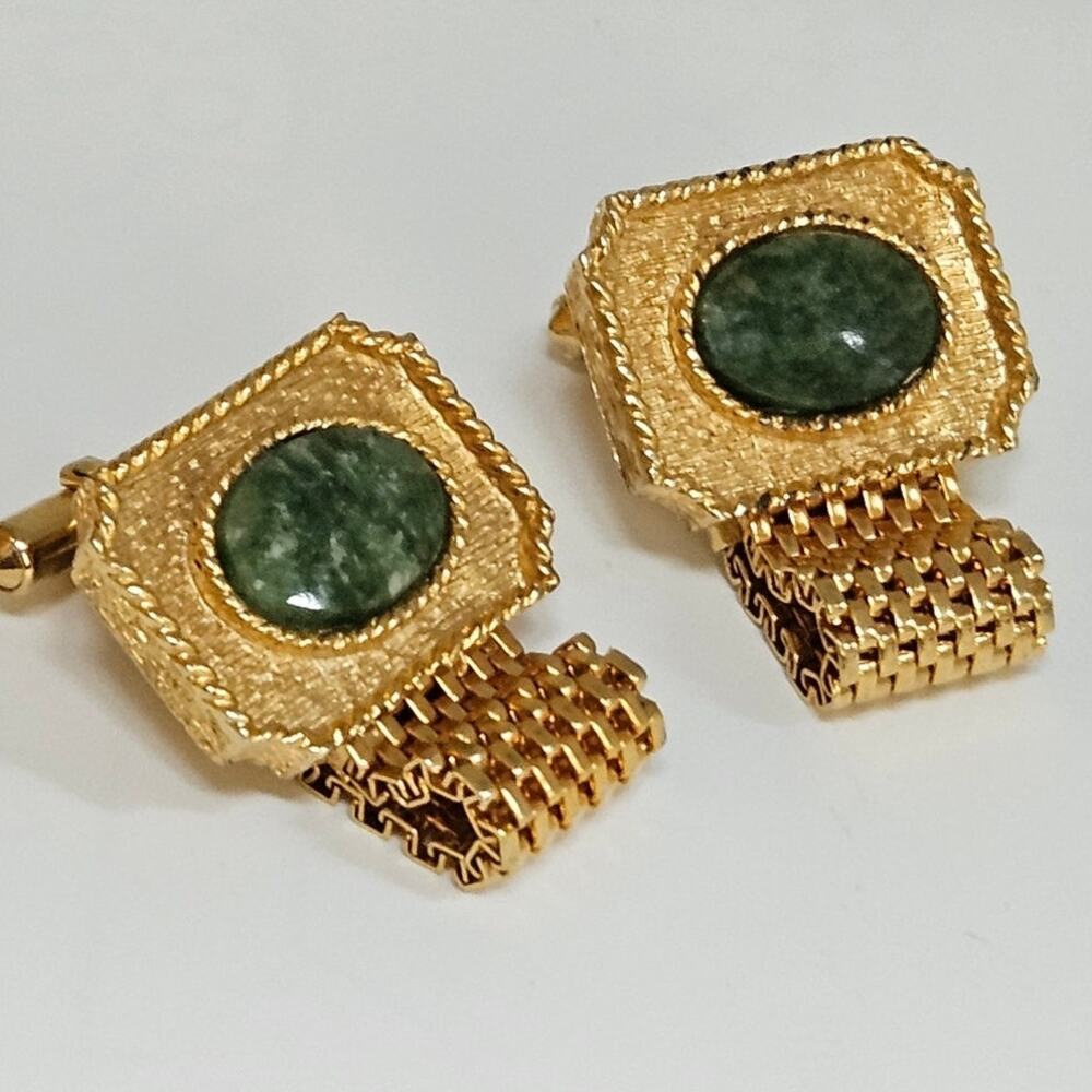 Vintage MCM Destino Nephrite Jade Cufflinks | Gold Tone Mesh Wraparound